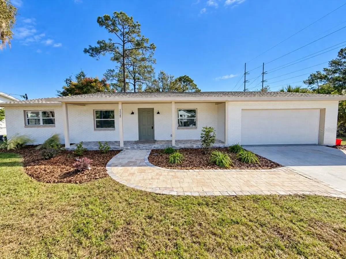 1225 SE 10th Street, Gainesville, FL 32601 - #1