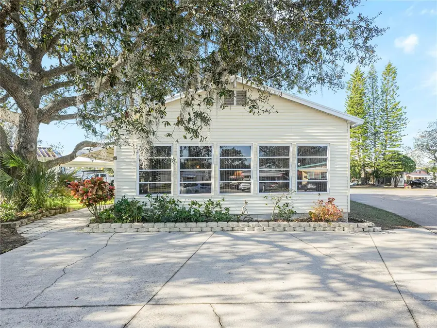 27 Saddlebag Trail S, Lake Wales, FL 33898 - Image #2