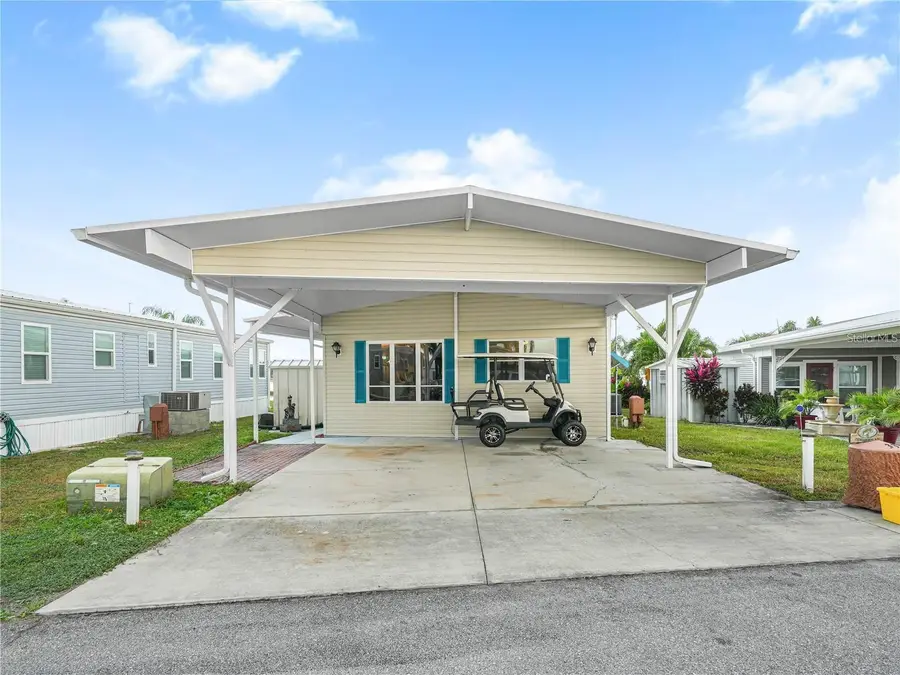 33 Queen Of Waters Street, Lake Wales, FL 33898 - Image #2