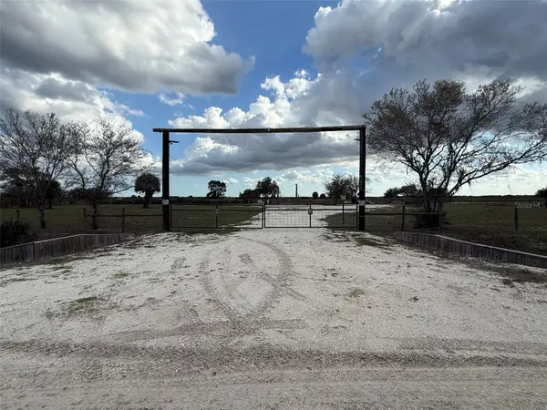 20216 NW 242nd Street, OKEECHOBEE, FL 34972