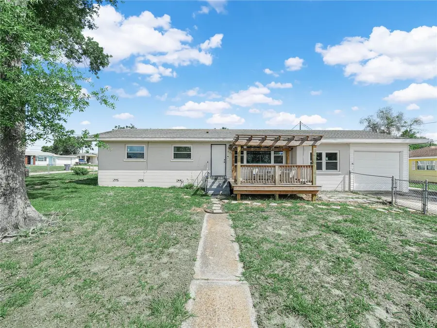 231 Ridge Manor Drive, Lake Wales, FL 33853 - #2