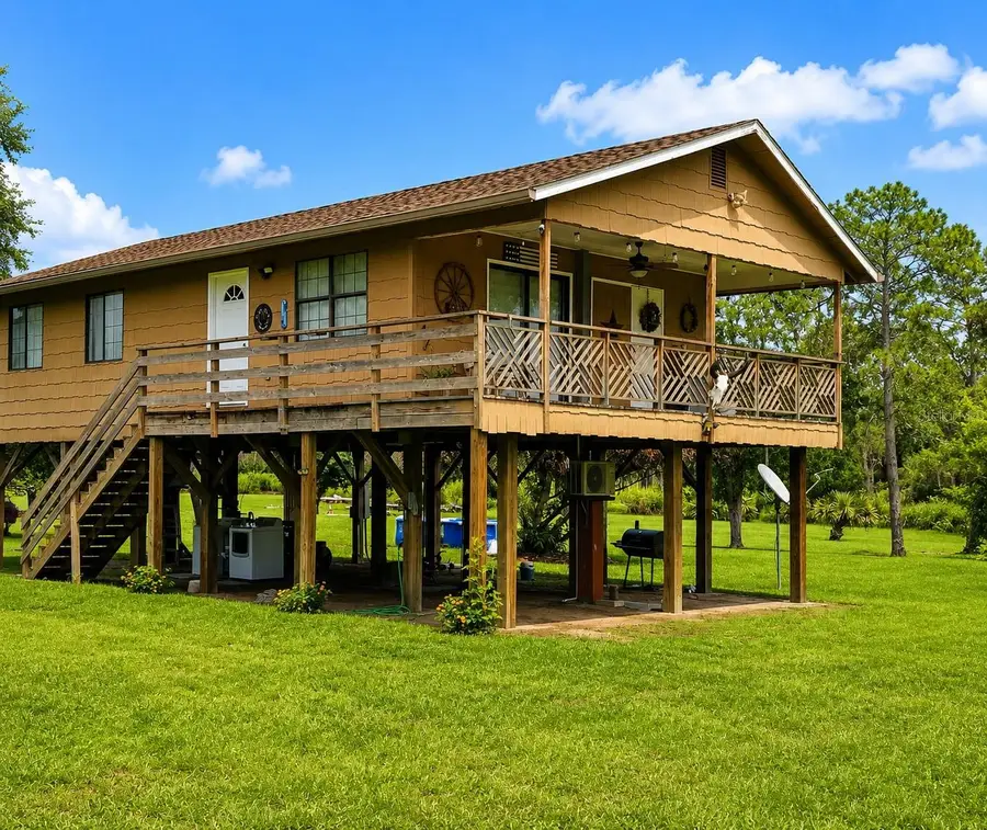 988 Fazzini Dr, Frostproof, FL 33843 - #2