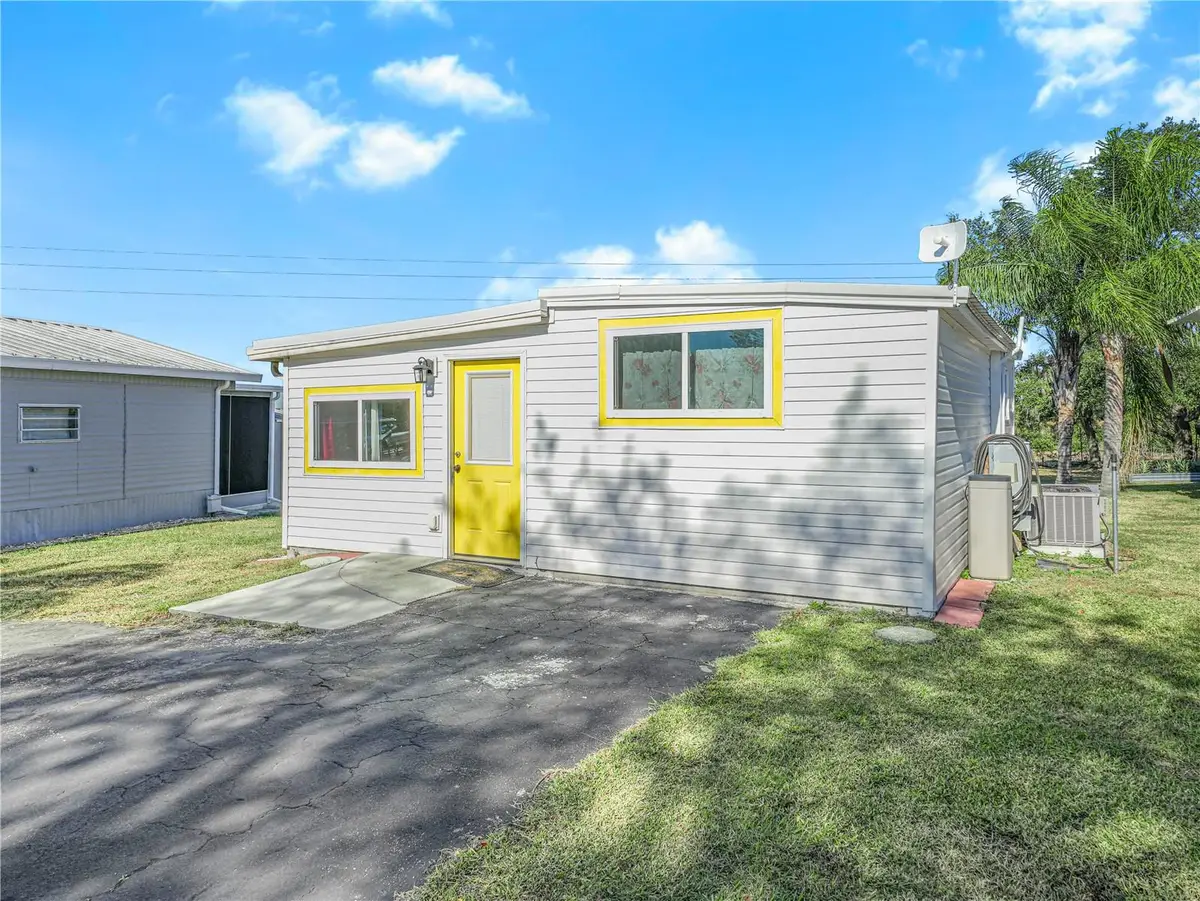 40 Saddlebag Trail N, Lake Wales, FL 33898 - #1