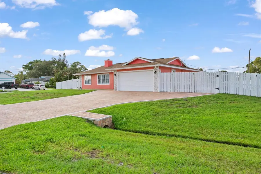 402 SW Seaflower Terrace, Port Saint Lucie, FL 34984 - #2