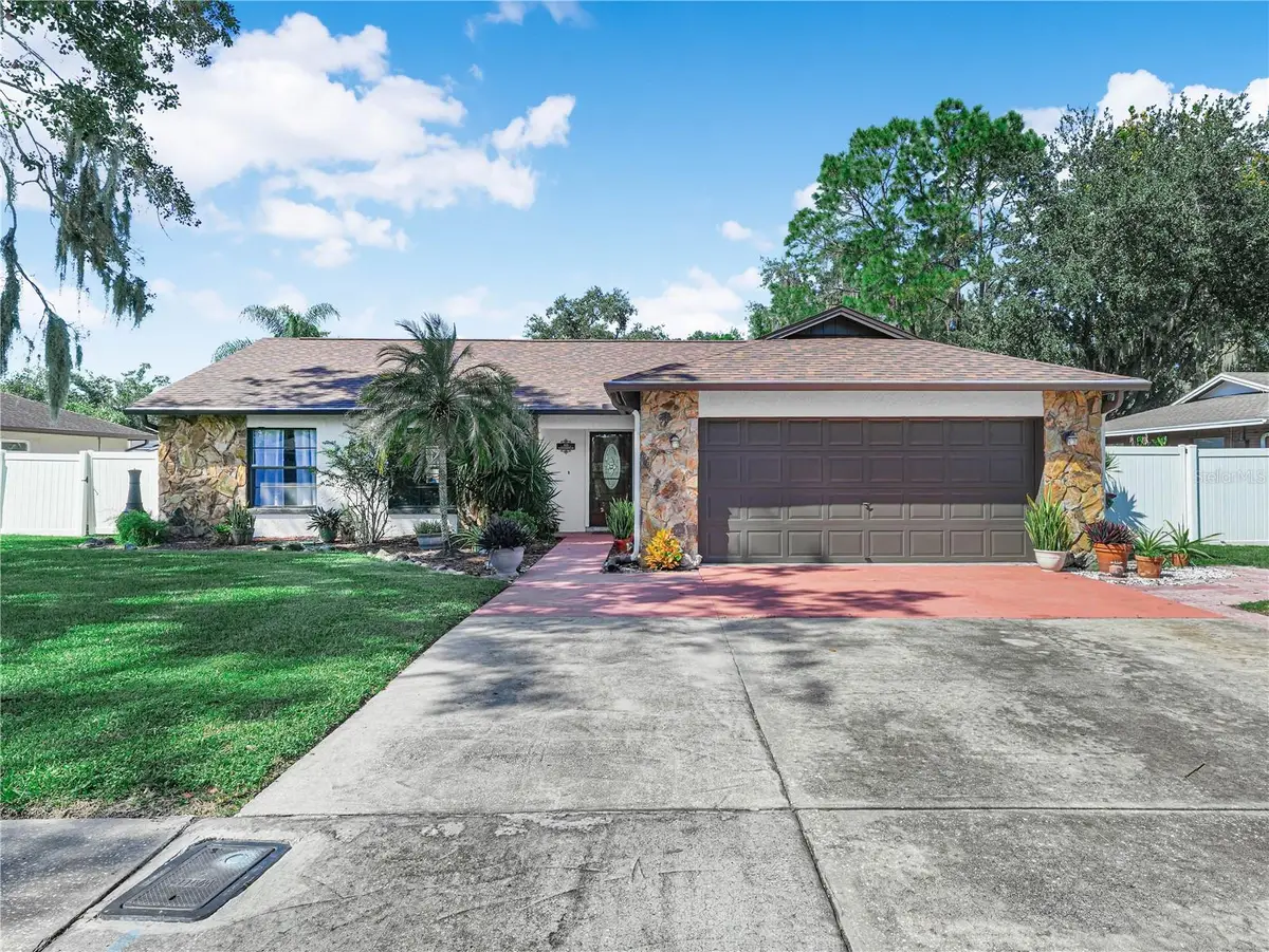 812 Sandalwood Drive, Plant City, FL 33563 - #1