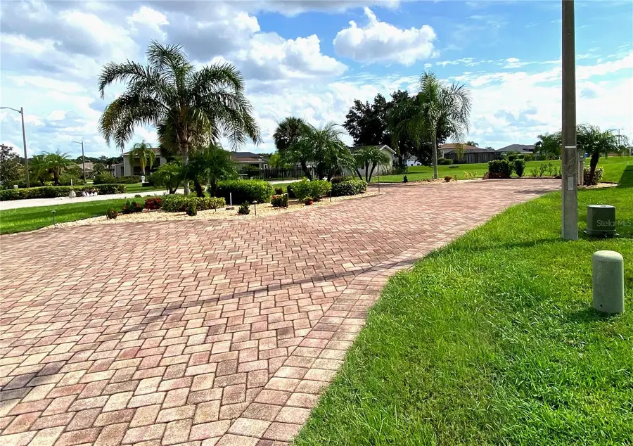 724 Teaberry Trail, Polk City, FL 33868 - Image #3