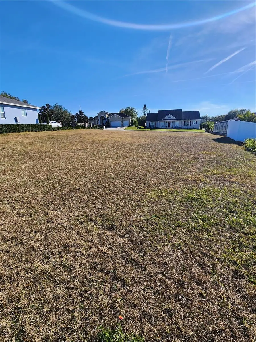 3334 Shore Drive, Lakeland, FL 33812 - Image #2