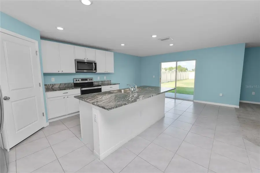 8009 Sail Clover Lane, Zephyrhills, FL 33540 - Image #2