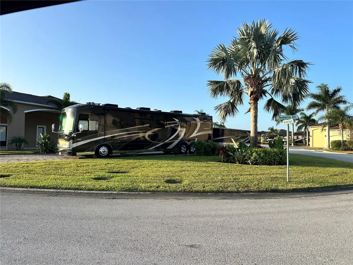 623 Gordon Road, Polk City, FL 33868 - Image #1