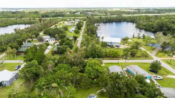 323 Howard Street, PUNTA GORDA, FL 33950