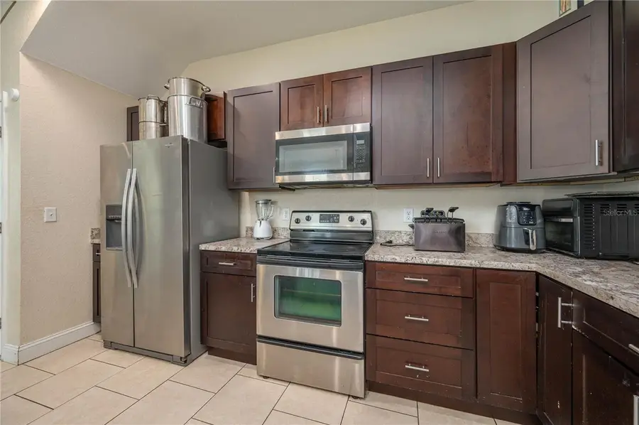 1105 Watersedge Drive, Lakeland, FL 33801 - Image #2