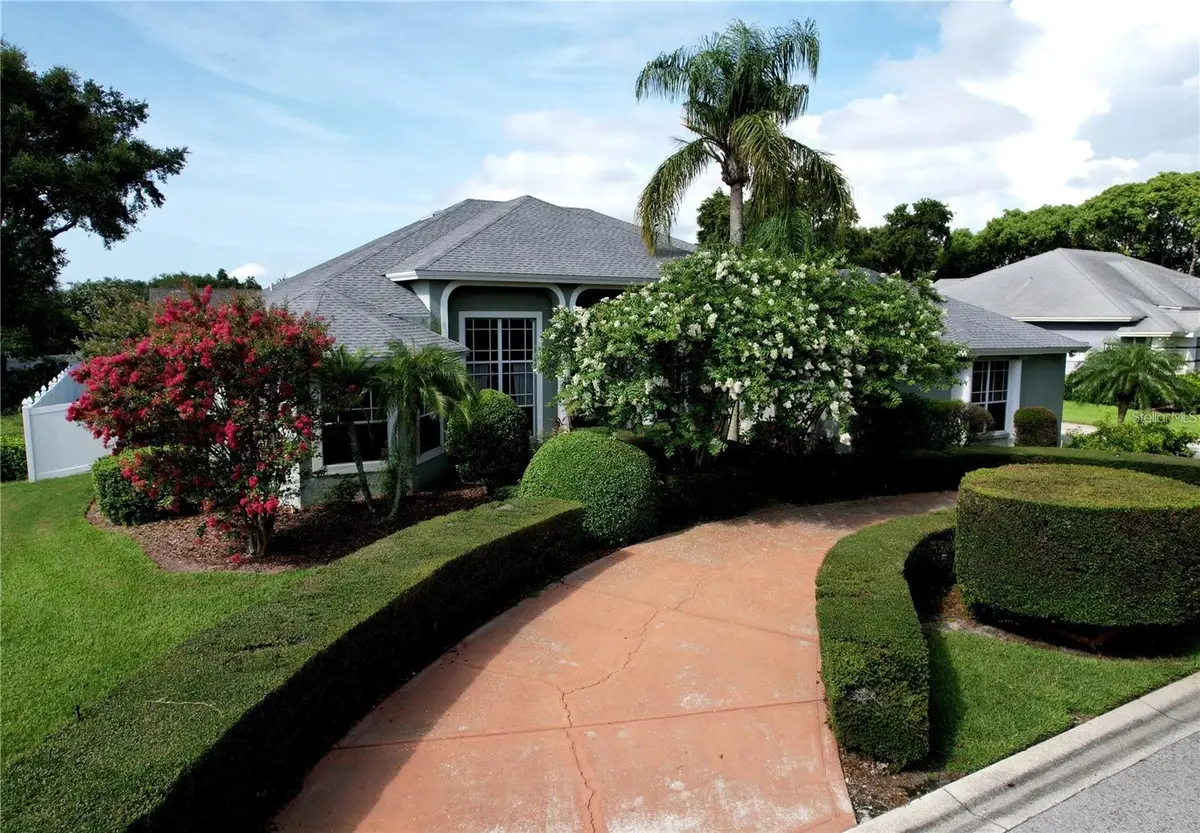 943 Hamilton Place Lane, Lakeland, FL 33813 - Image #1