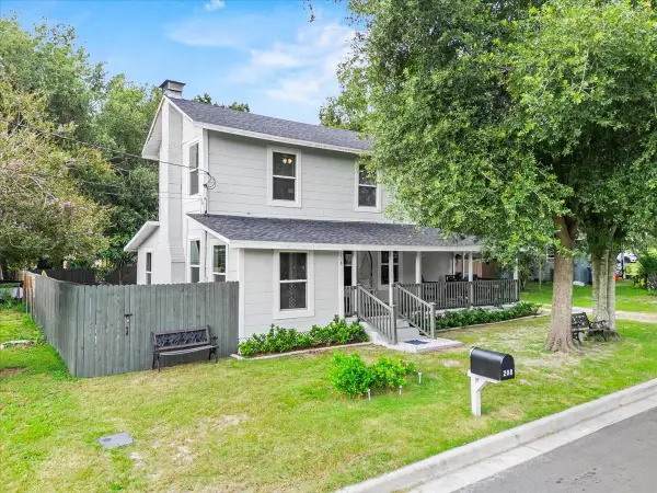 208 Weaver Avenue, LAKE WALES, FL 33853