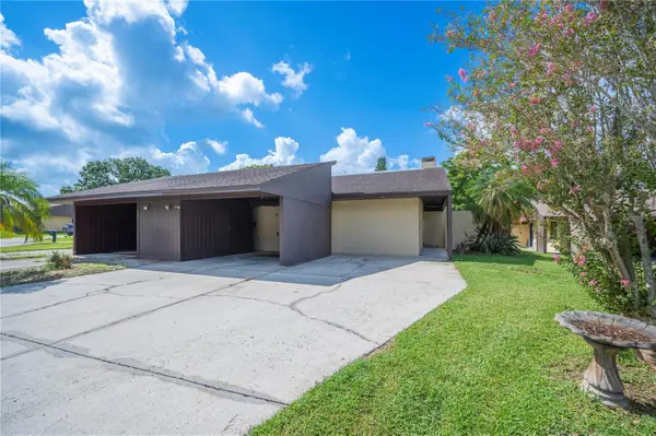 341 Lake Harris Drive, LAKELAND, FL 33813