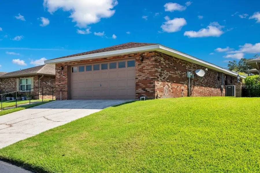 661 Lake Carolyn Circle, Lakeland, FL 33813 - Image #3