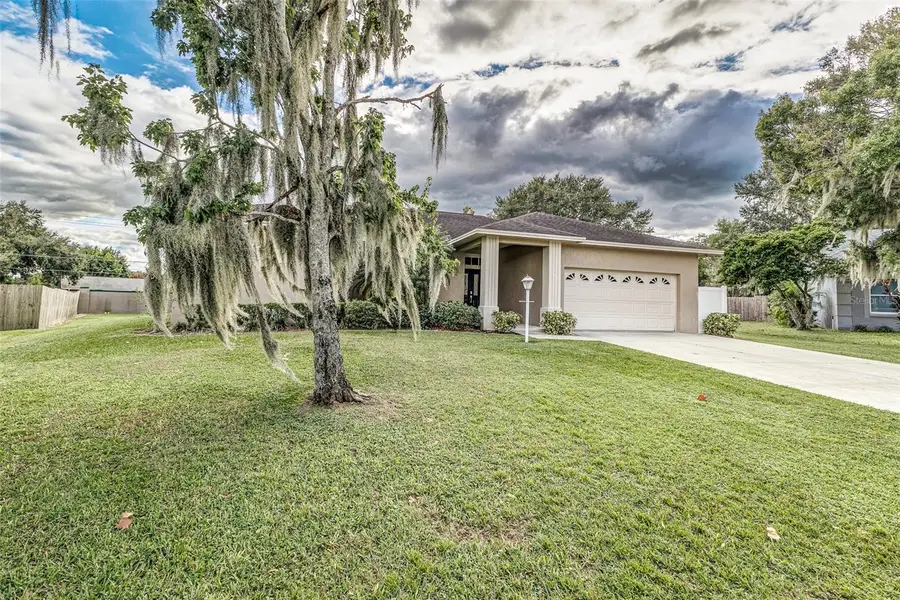 672 Jessanda Circle, Lakeland, FL 33813 - Image #2