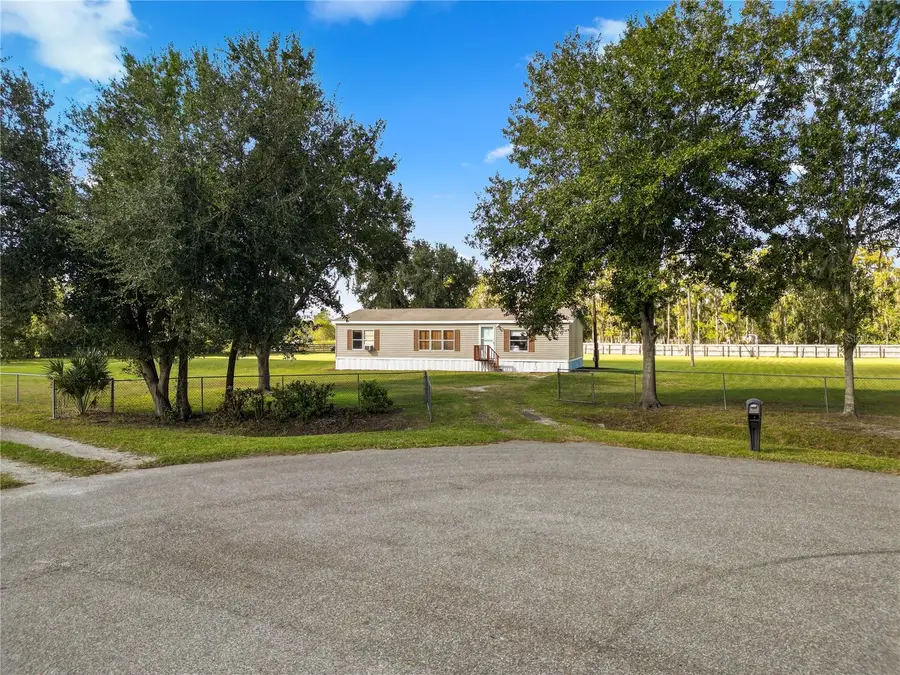 8716 Pine Tree Drive, Lakeland, FL 33809 - Image #3