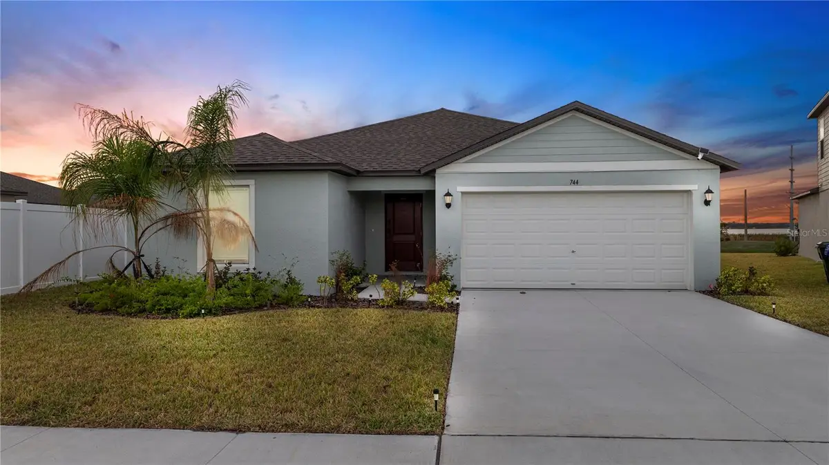 744 Osprey Roost Drive, Lakeland, FL 33801 - Image #1