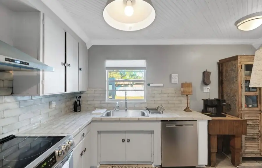 608 Kerneywood Drive, Lakeland, FL 33803 - Image #3