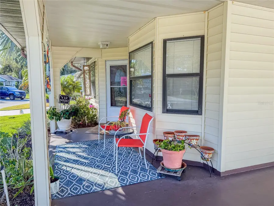 1678 Colonnades Circle N, Lakeland, FL 33811 - Image #3