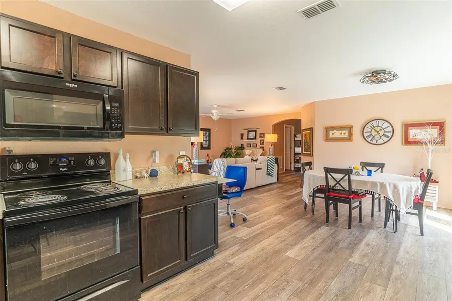 414 Miles Boulevard, Dundee, FL 33838 - #3