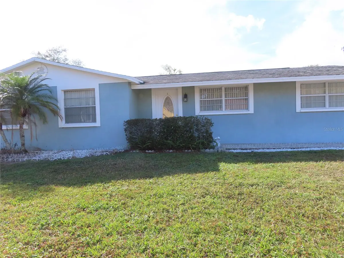 19014 Sunlake Boulevard, Lutz, FL 33558 - Image #1