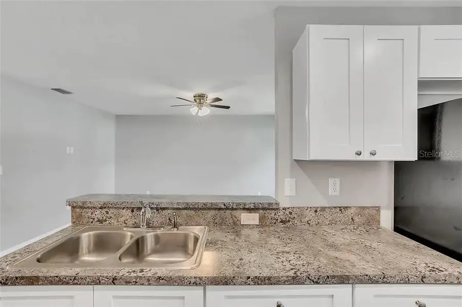 523 Carroll Avenue, Lakeland, FL 33815 - Image #3