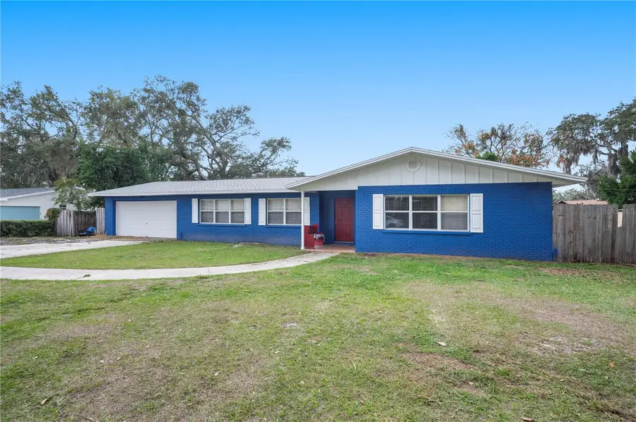 4911 Whiteoak Drive E, Lakeland, FL 33813 - Image #2