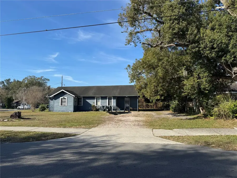 1049 Plateau Avenue, Lakeland, FL 33815 - Image #2