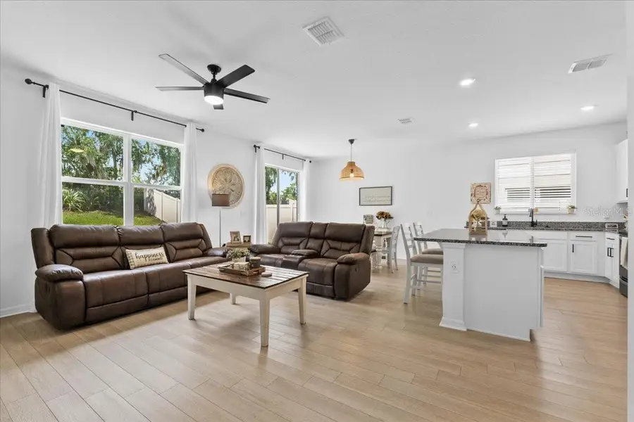 546 Scott Lake Creek Lane, Lakeland, FL 33813 - Image #2