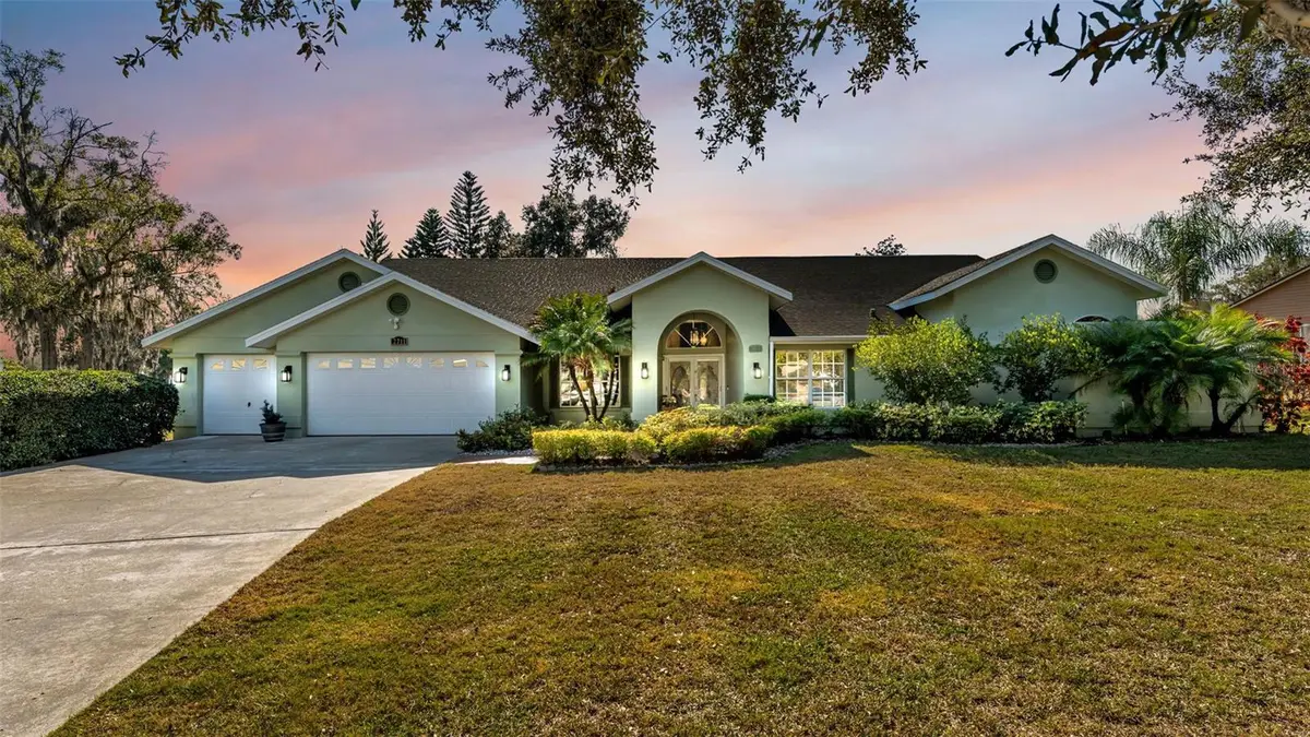 2711 S Fairway Drive, Plant City, FL 33566 - Image #1