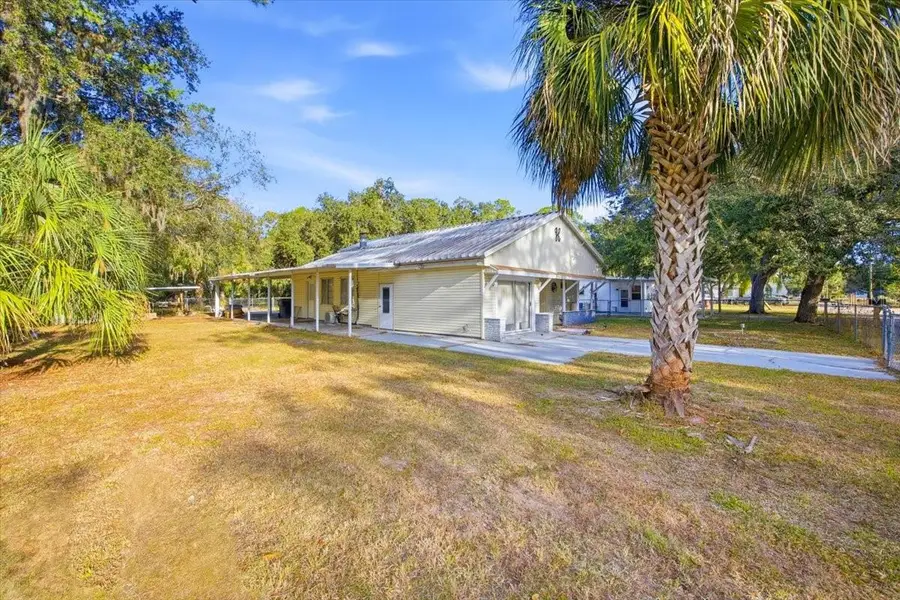 10513 Lynnwood Avenue, Lake Wales, FL 33898 - Image #2