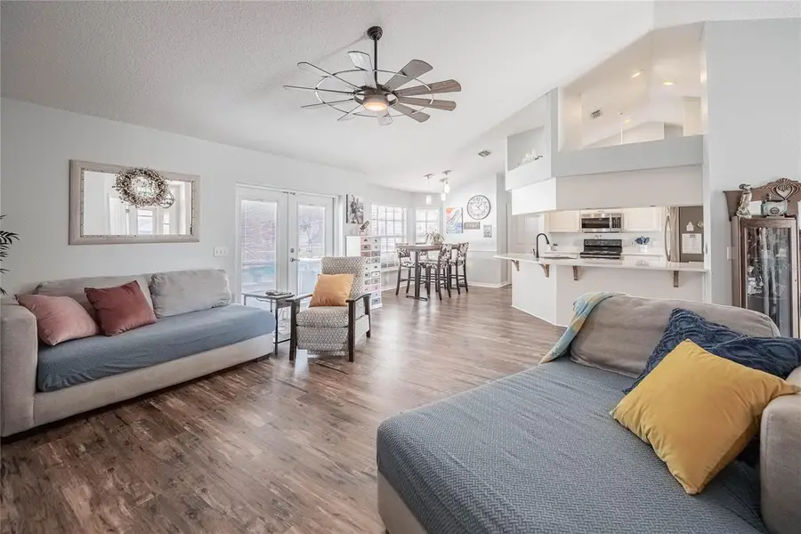 5837 Manchester Drive W, Lakeland, FL 33810 - Image #2