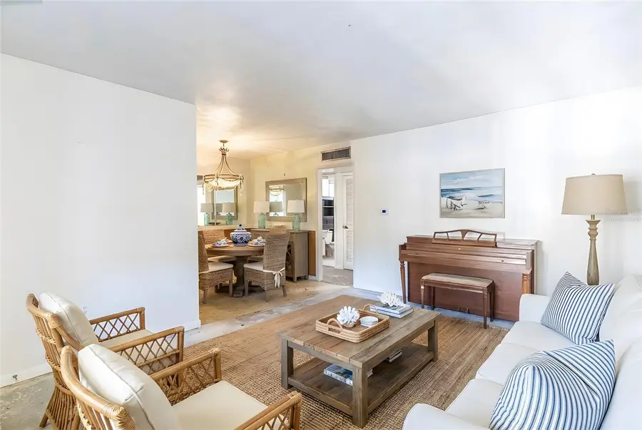 3718 Mckay Avenue #203, Tampa, FL 33609 - Image #3