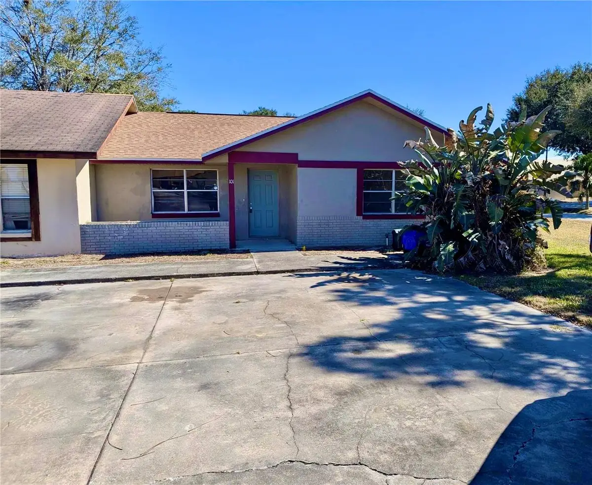 101 Voss Court, Sebring, FL 33876 - Image #1