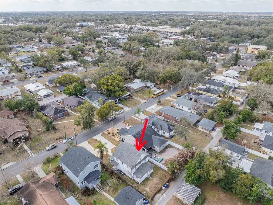 402 E Poinsettia Street, Lakeland, FL 33803 - #3