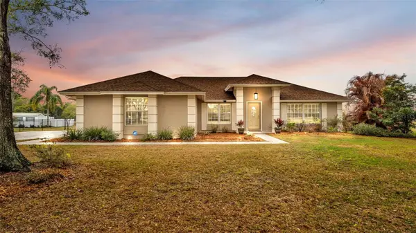7729 Lake Andrea Circle, MOUNT DORA, FL 32757
