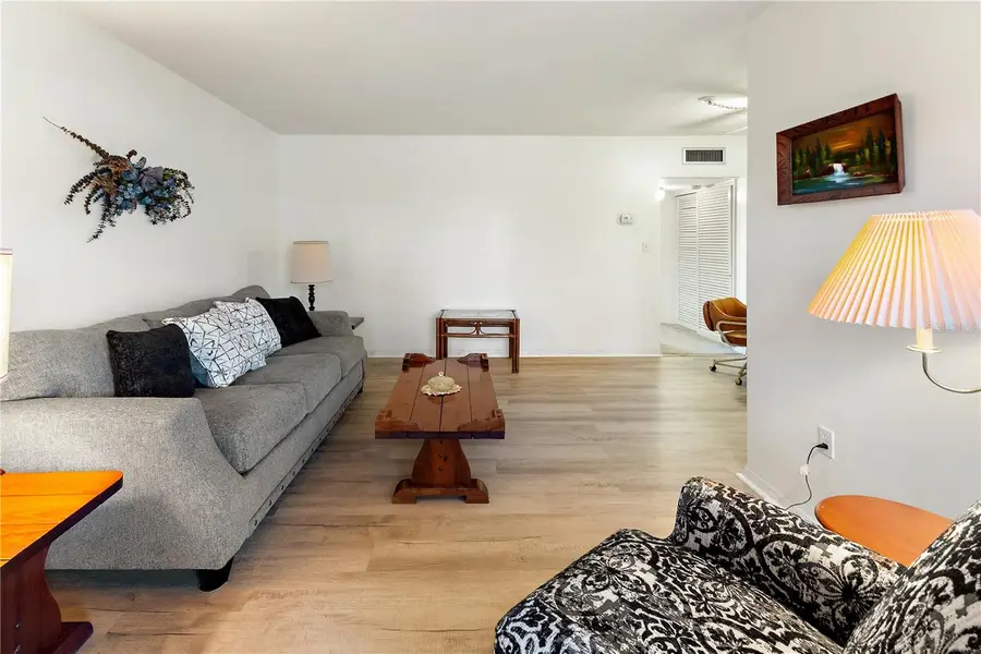 1700 6th Street Nw #C2, Winter Haven, FL 33881 - #3