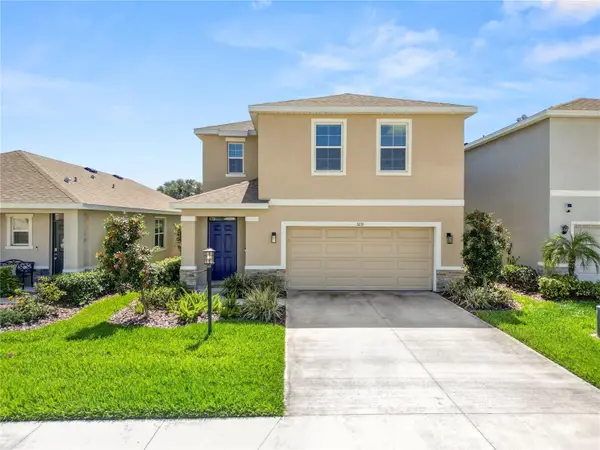 3231 Hilltop Circle, LAKEWOOD RANCH, FL 34211