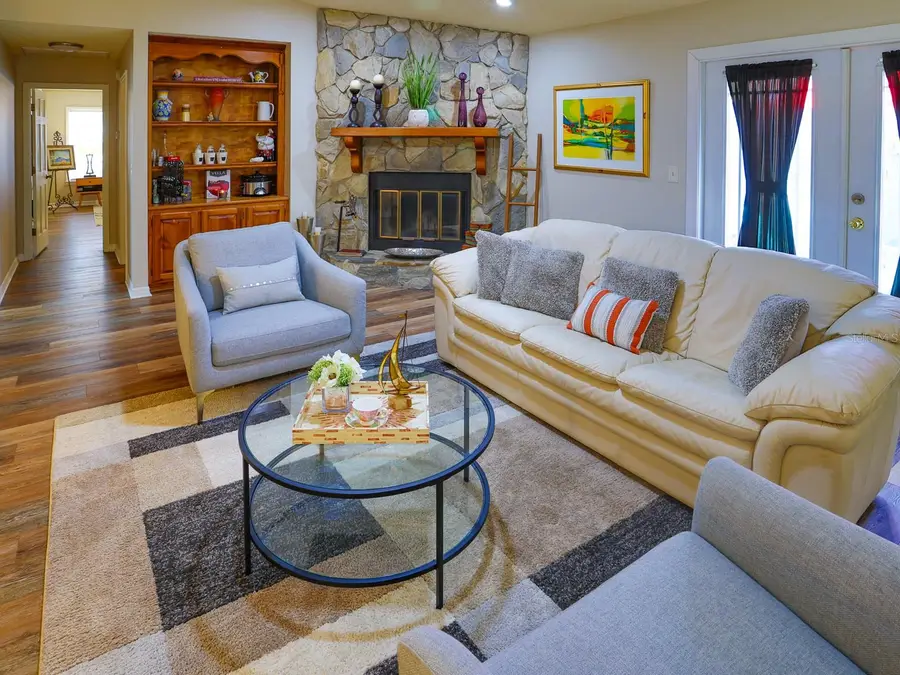 834 E County Road 540a, Lakeland, FL 33813 - #2