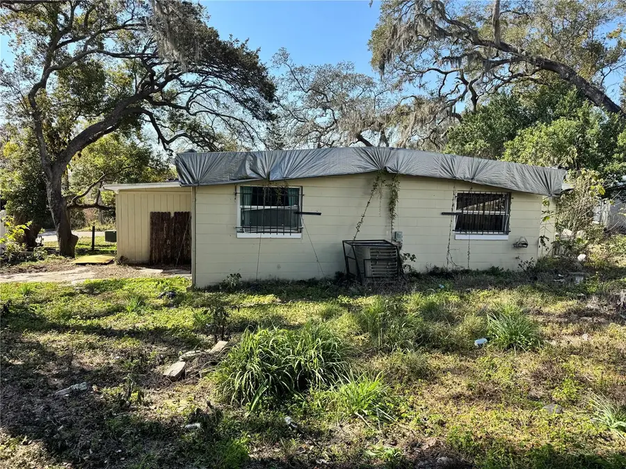 7921 Lakeshore Drive, Tampa, FL 33604 - #2