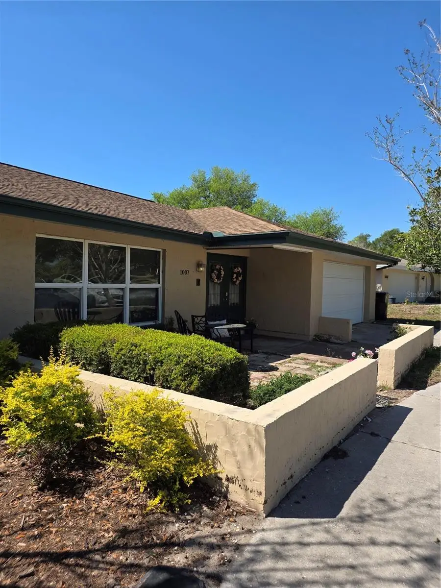 1007 E Yarnell Avenue, Lake Wales, FL 33853 - #2