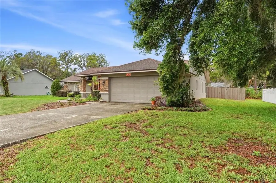 1620 Yeomans Path, Lakeland, FL 33809 - #2