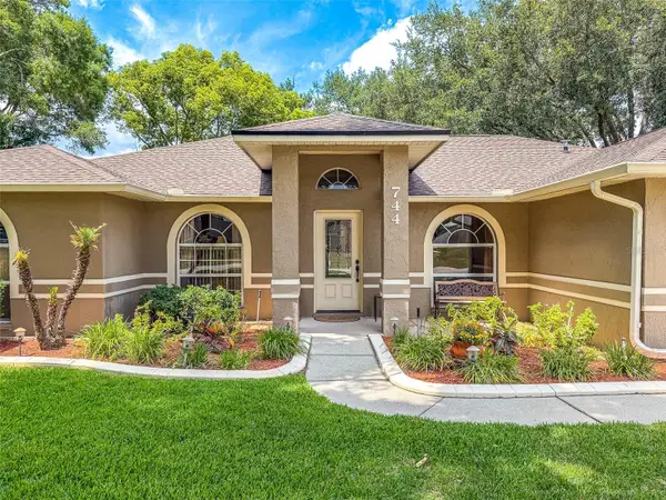 744 Cedar Knoll Drive N, LAKELAND, FL 33809