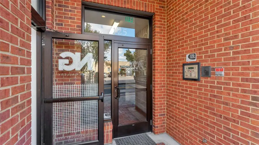 125 N Kentucky Avenue #505, Lakeland, FL 33801 - #3