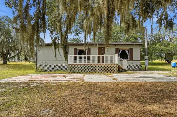 1020 98 W, FROSTPROOF, FL 33843