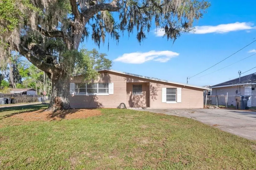 218 Dennis Avenue, Winter Haven, FL 33880 - #1