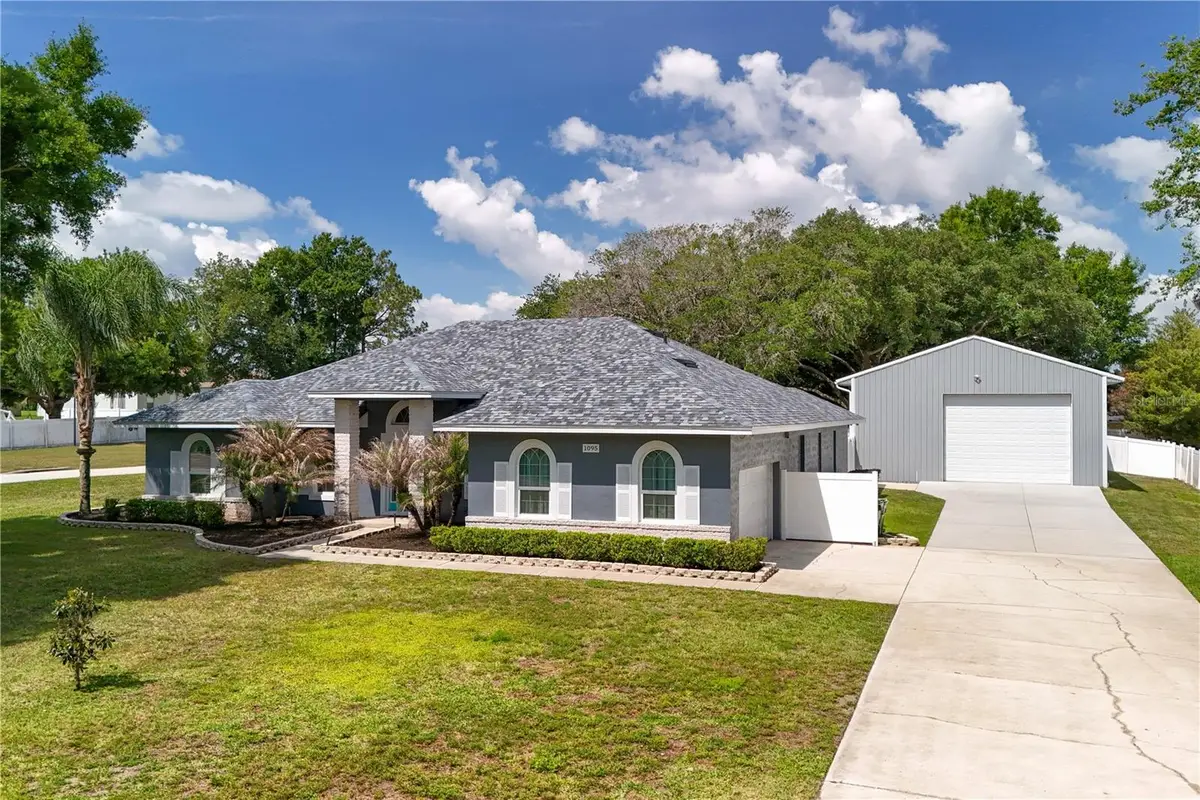 1095 W Lake Hamilton Drive, Winter Haven, FL 33881 - #1
