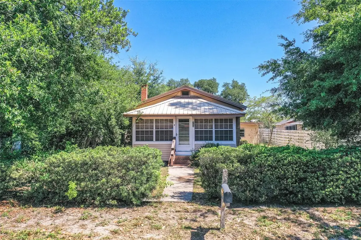 308 W Dixie Street, Plant City, FL 33563 - #1