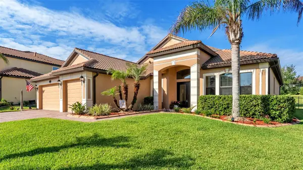 1950 Via Lago Drive, LAKELAND, FL 33810